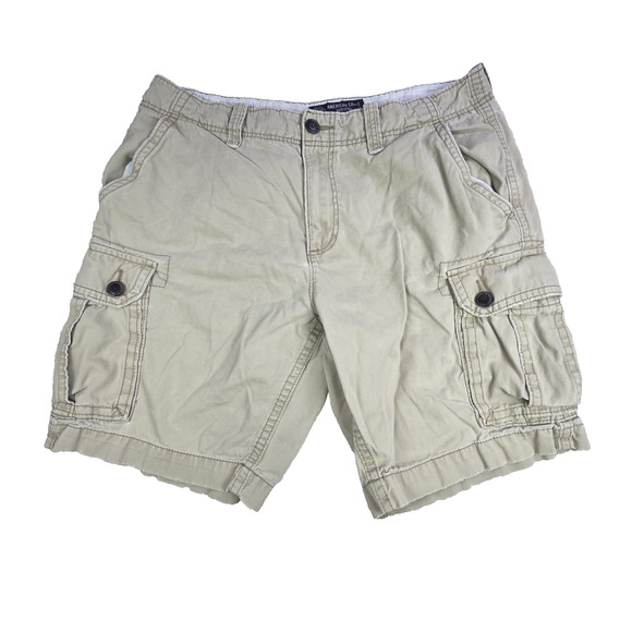 American Eagle Outfitters Other - American Eagle Men's Cargo Shorts Khaki Size 36x9 Y2k Style Distressed